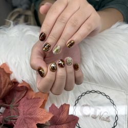 CT Nails