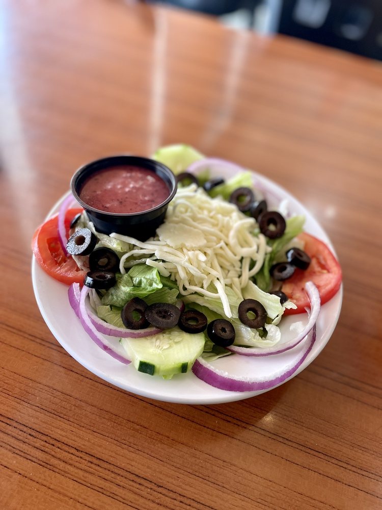 MAMAS PIZZA & GRILL Updated October 2024 450 Photos & 323 Reviews