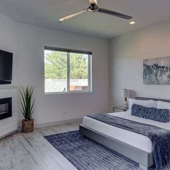 Peak Cleaning Service - A client's beautiful Airbnb rental in Old Town Scottsdale - beds made, room staged; ready to unwind and relax. - Home Cleaning Near Me - Tempe, Arizona Peak Cleaning Service - A client's beautiful Airbnb rental in Old Town Scottsdale - beds made, room staged; ready to unwind and relax. - Home Cleaning Near Me - Tempe, Arizona