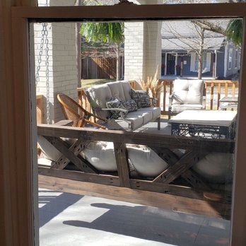 Paper Leaves Shop - Wonderful porch to hangout on. - Bookstores Near Me - Waxahachie, Texas