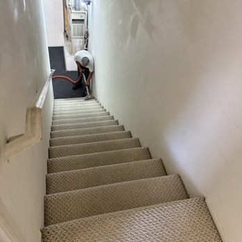 Hector Carpet - Hector working hard - Carpet Cleaning Near Me