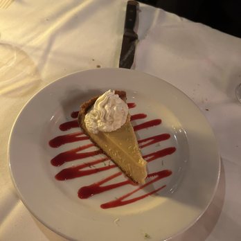 Sullivan's Steakhouse - Key Lime Pie - Steakhouses Near Me - Naperville, Illinois