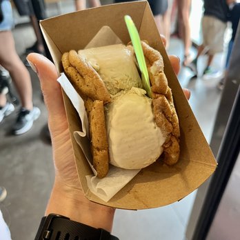 Bang Bang Ice Cream - Ginger cookie with banana puddin ice cream. That cookie was perfectly spiced and tender. Ice cream reminded me of banana cream pie. - Desserts Near Me - Toronto, Ontario