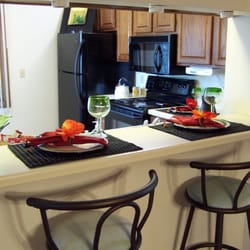 Presidio Square Apartments by Mandel Group - Breakfast Bar