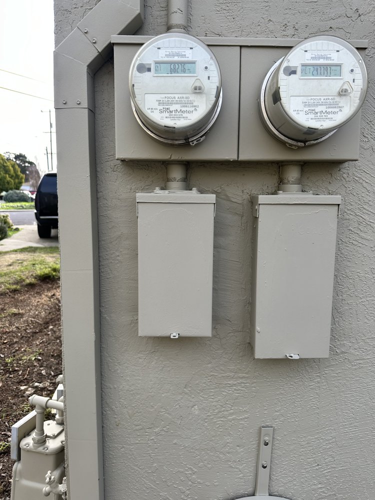 Slide of Gan Electric & Consulting