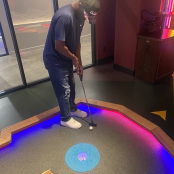 Puttshack - Shanks putt - Mini Golf Near Me - Atlanta, Georgia