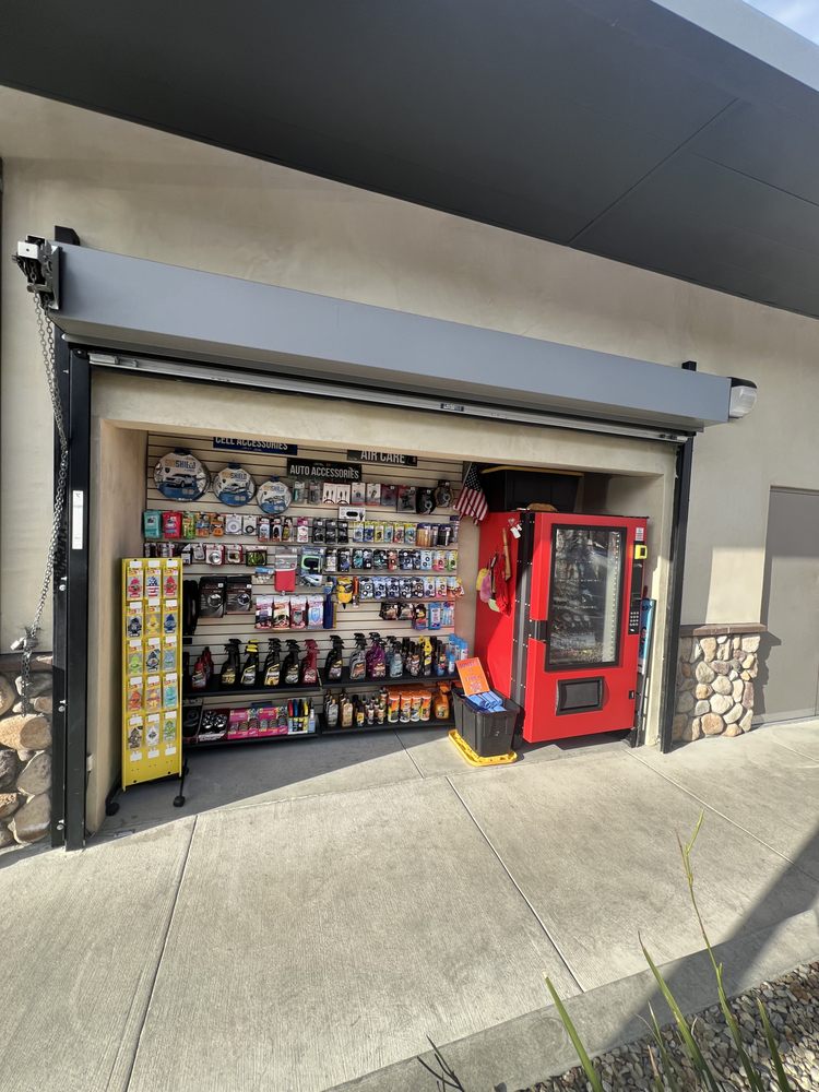 BUBBLE UP EXPRESS CAR WASH Updated October 2024 93 Photos & 187