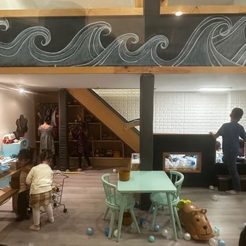 Espurresso Cat Cafe - Cafes Near Me - Bayside, New York