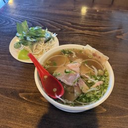 P6 tendon, brisket, and steak pho