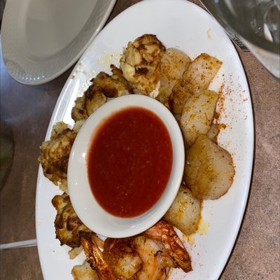 Olive Grove Restaurant & Lounge by null