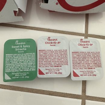 Chick-fil-A - Dipping Sauces: Sweet & Spicy Sriracha sauce and Chick-fil-A sauce - Fast Food Near Me - Bakersfield, California