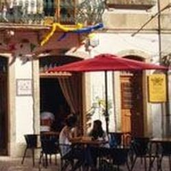 àPortuguesa Brr - Esplanada exterior
