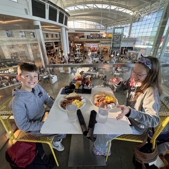 Brewtop Social - Breakfast was great and free with the priority pass! - Brewpubs Near Me - SeaTac, Washington Brewtop Social - Breakfast was great and free with the priority pass! - Brewpubs Near Me - SeaTac, Washington