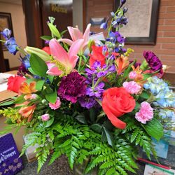 Lakeland Flowers - Bouquet of flowers