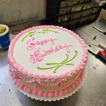 Hy-Vee - My wife's 60th birthday cake good job tasted great and thanks to the Store Manager for getting it right ! - Grocery Near Me - Madison, Wisconsin