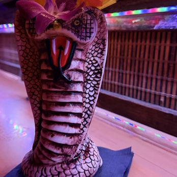4 Kahunas Tiki Lounge - A Cobra Fang! - Tiki Bars Near Me - Arlington, Texas 4 Kahunas Tiki Lounge - A Cobra Fang! - Tiki Bars Near Me - Arlington, Texas