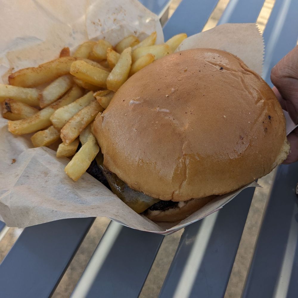 Lahore di khushboo  - Chaapli burger - Food Trucks Near Me - San Francisco, California