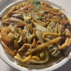 Lucky Wok - Lo mein