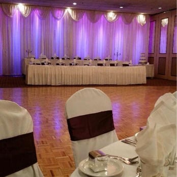 Niko’s Banquets - My reception!!!!! - American Near Me - Bridgeview, Illinois