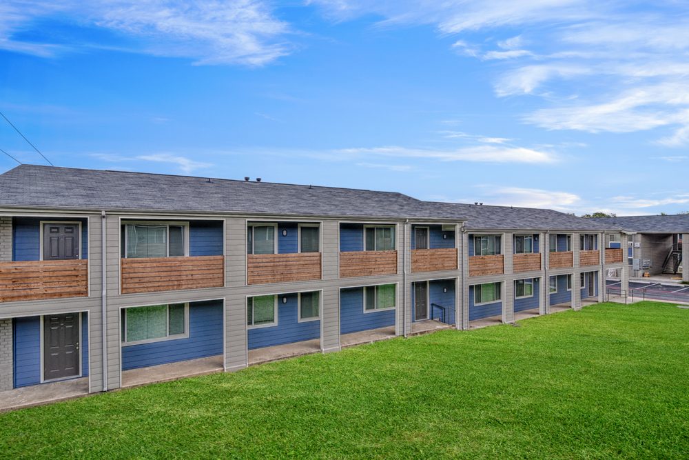 WAVERLY AT WOLF CREEK Updated June 2024 1025 W Wheatland Rd, Dallas