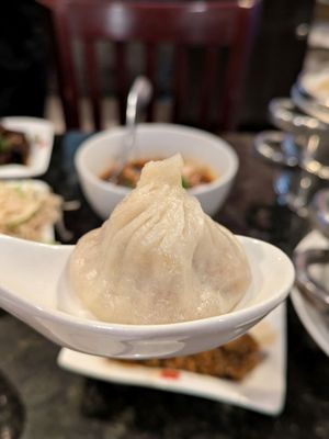 ShangHai Taste (Chinatown) by null