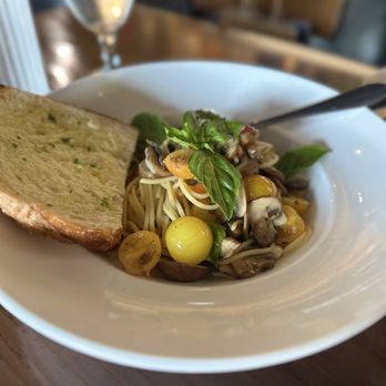 Pizzeria La Rocca - Spaghetti Olio - Pizza Near Me - Seattle, Washington
