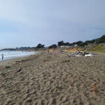 Moonstone Beach - Beaches Near Me - Cambria, California Moonstone Beach - Beaches Near Me - Cambria, California