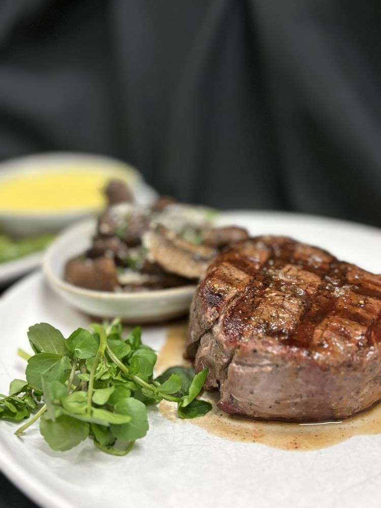 Social spots from Geraldine's Supper Club & Lounge