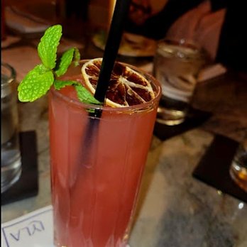Lyla - Peach No Party( Mocktail) - Italian Near Me - Dallas, Texas