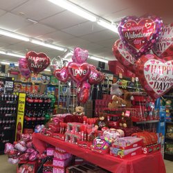 Dollar General - Valentines Day Decorations