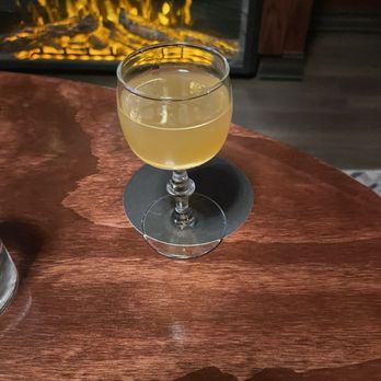 Bespoke - Free pre drink - Cocktail Bars Near Me - Fresno, California Bespoke - Free pre drink - Cocktail Bars Near Me - Fresno, California