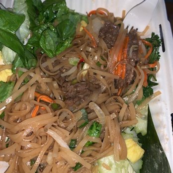 Sweet Basil - Kua Mee-beef - Thai Near Me - Franklin, Wisconsin Sweet Basil - Kua Mee-beef - Thai Near Me - Franklin, Wisconsin