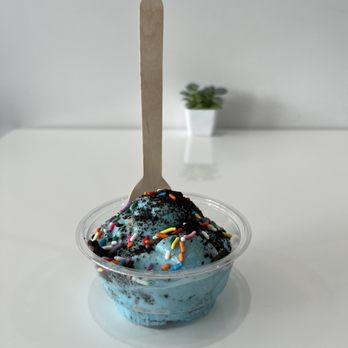 Crispy & Fluffed - Cookie Monster - Desserts Near Me - El Monte, California