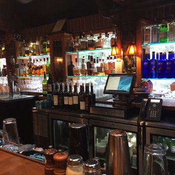 Metro North - The bar area - American Near Me - Princeton, New Jersey
