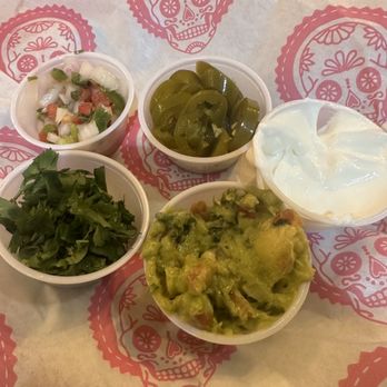 El Paso Tacos & Tequila - This is the nacho toppings on the side. I said no lettuce, sub cilantro. Guac was good. - Mexican Near Me - Valdosta, Georgia El Paso Tacos & Tequila - This is the nacho toppings on the side. I said no lettuce, sub cilantro. Guac was good. - Mexican Near Me - Valdosta, Georgia