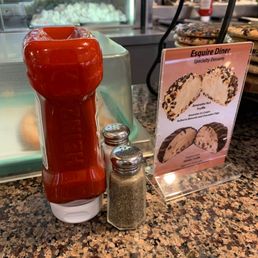 a pepper shaker and a pepper shaker