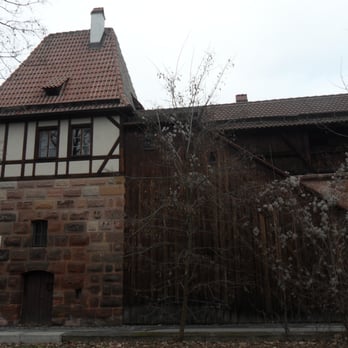 Nürnberger Stadtmauer - Landmarks & Historical Buildings Near Me