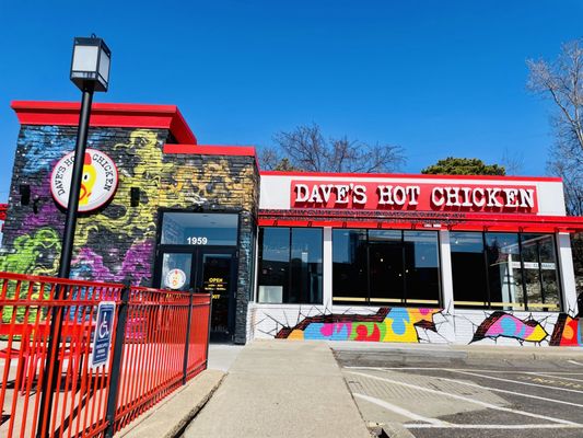 Dave's Hot Chicken by null