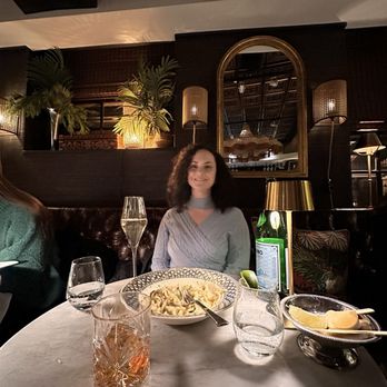 1928 BEACON HILL - Updated June 2025 - 241 Photos & 221 Reviews - 97