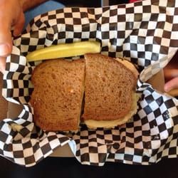 Deli Basket