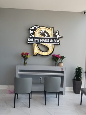 Sally Nail & Spa