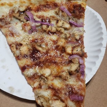 Gitto's Pizza - Bbq chicken pizza slice - Pizza Near Me - Orlando, Florida Gitto's Pizza - Bbq chicken pizza slice - Pizza Near Me - Orlando, Florida