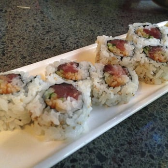 Chiba ken - Spicy tuna and cucumber roll ($6.95) - Sushi Bars Near Me - Honolulu, Hawaii Chiba ken - Spicy tuna and cucumber roll ($6.95) - Sushi Bars Near Me - Honolulu, Hawaii