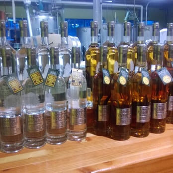 Bainbridge Organic Distillers - Beer, Wine & Spirits Near Me - Bainbridge Island, Washington