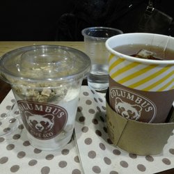 Columbus Café & Co - Fromage blanc/ granola et The rooibos Orange passion
