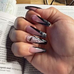 Glamour Hair & Nails Spa - Halloween nails