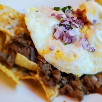 Broken Yolk Cafe - Chilaquiles Bowl with Carne Asada - Breakfast & Brunch Near Me - Fullerton, California Broken Yolk Cafe - Chilaquiles Bowl with Carne Asada - Breakfast & Brunch Near Me - Fullerton, California