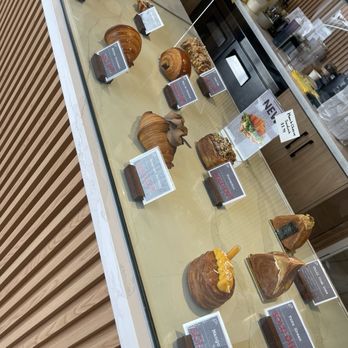 Cros Croissanterie - Display - Coffee & Tea Near Me - Markham, Ontario