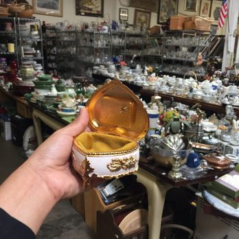 BTS Thrift Store - Small porcelain musical jewelry box I got for five bucks ! So cute ! - Thrift Stores Near Me - los Angeles, California