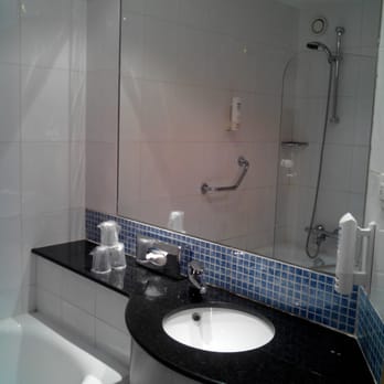 Holiday Inn express - Hotels Near Me - Madrid, M Holiday Inn express - Hotels Near Me - Madrid, M